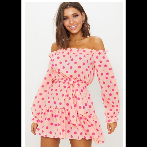 PrettyLittleThing Dresses & Skirts - NWT Pretty Little Thing polka dot shift dress